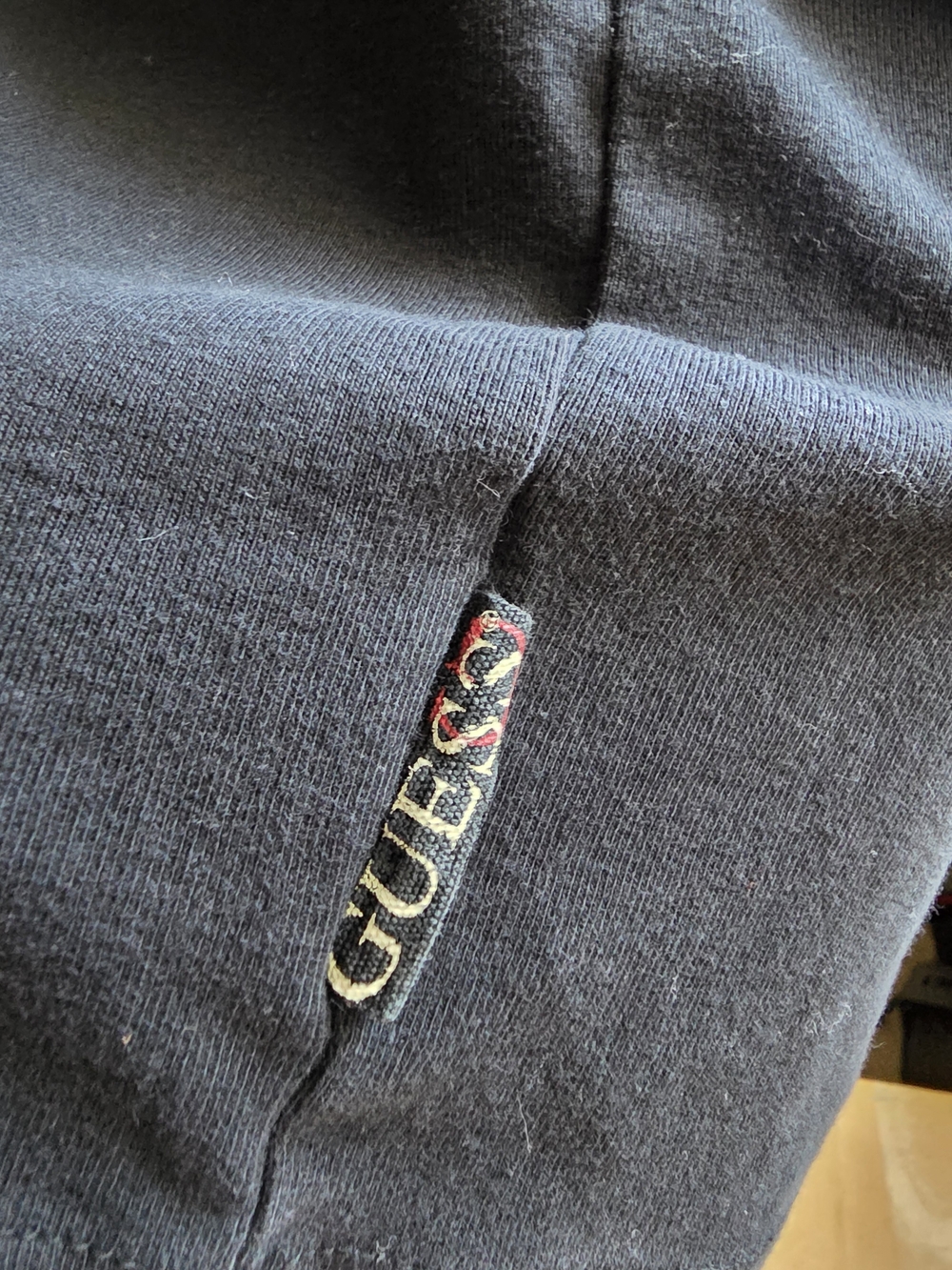 Guess Graphic Top - Picture 5 of 5